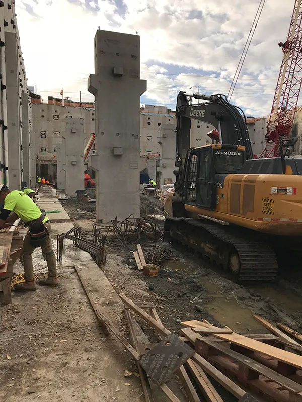 PennFIRST Patient Pavilion Parking Structure, Philadelphia, PA. Precast concrete project photo 4